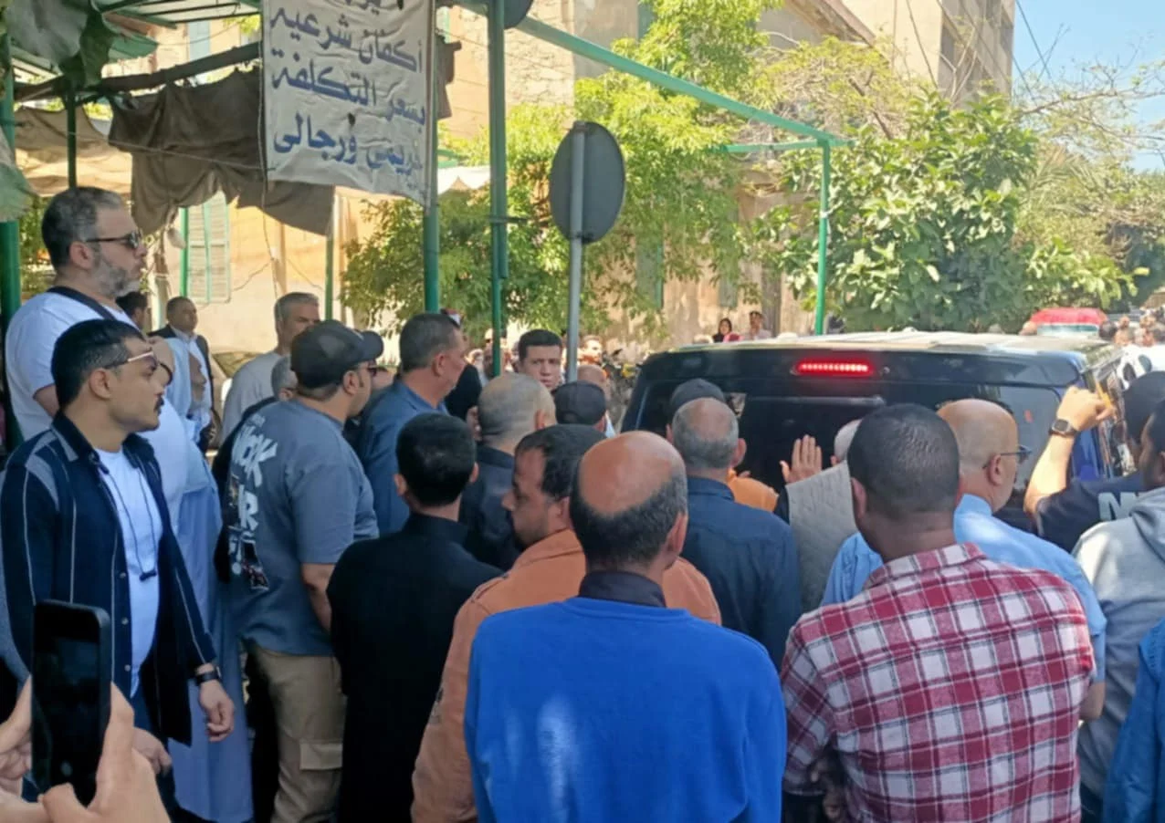 177279-تشيع-جثمان-الفنان-نعيم-عيسي-في-الإسكندرية (2)