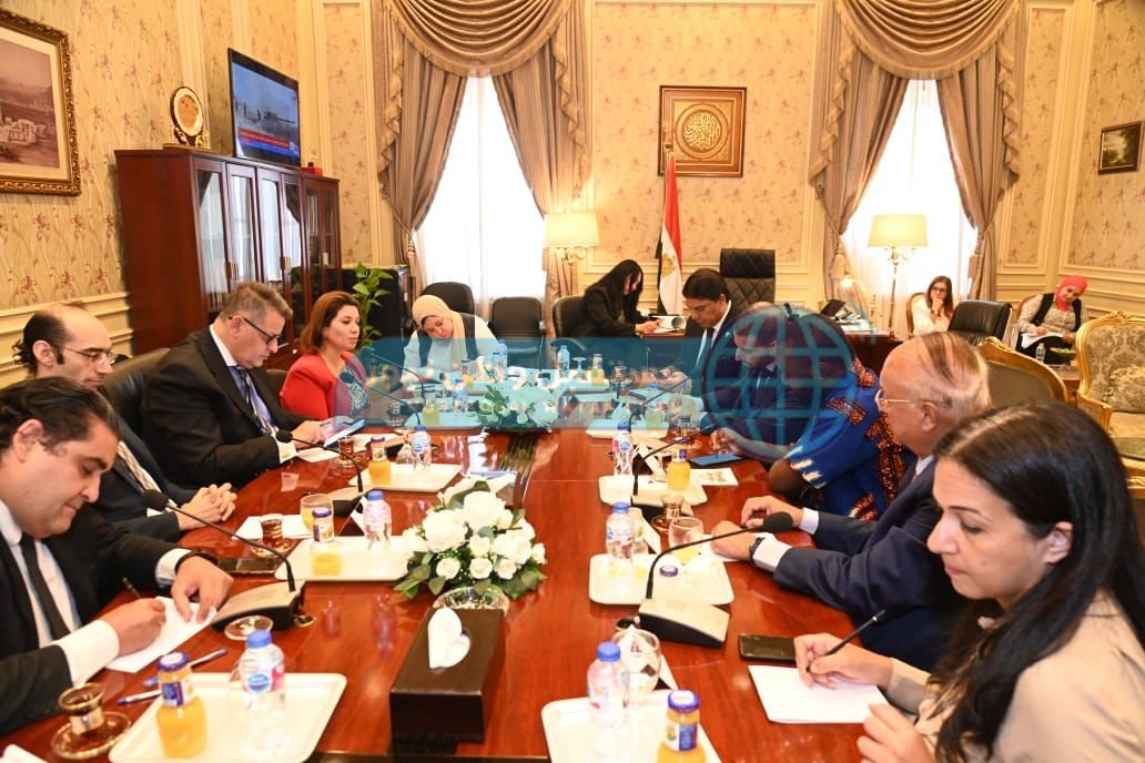 ec682b78-e2a4-482f-a7a1-2ece1458cad8