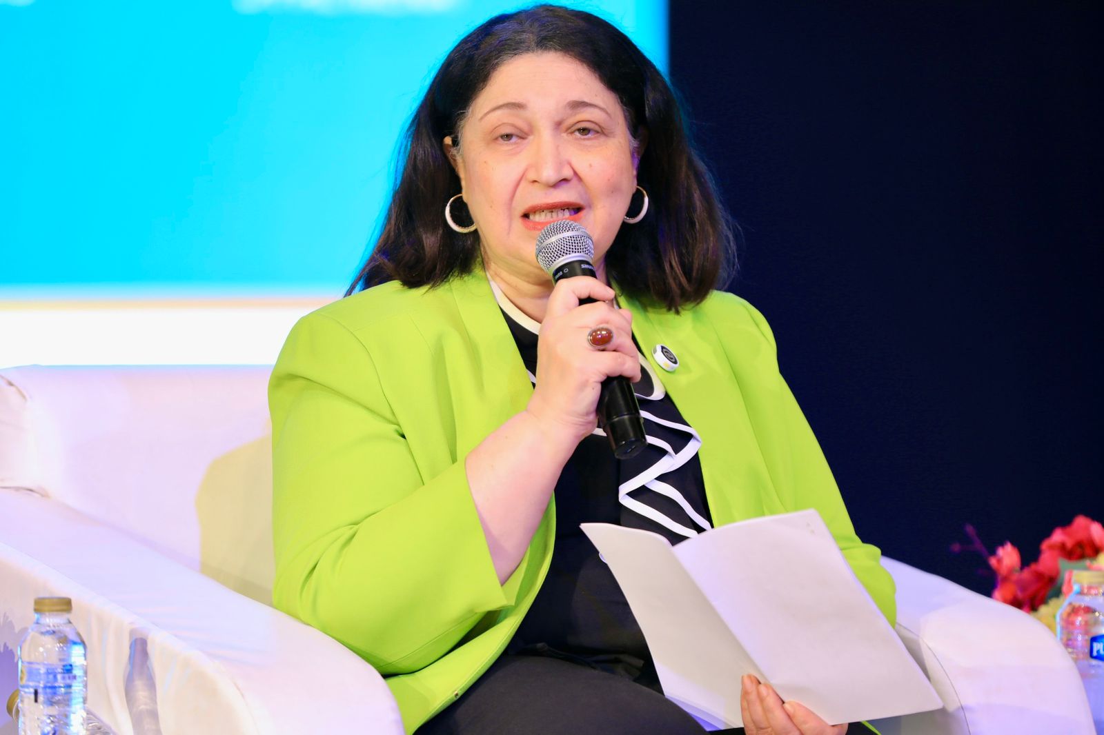 6d1ca18b-d686-43c3-b792-7b9e1abd3537