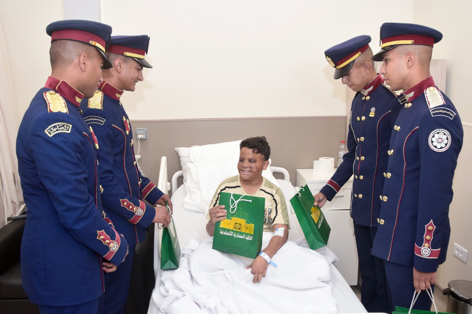 6c27f7bb-58c1-4e43-83e4-25fcb86d2100