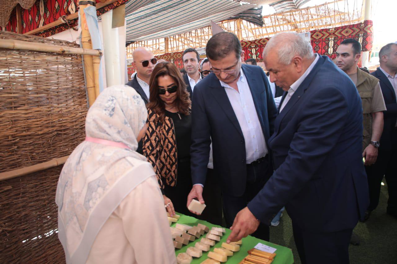 وزيرا الزراعة والتنمية المحلية ومحافظ الوادي الجديد يفتتحون فعاليات معرض EGY AGRI الزراعي في نسخته ا