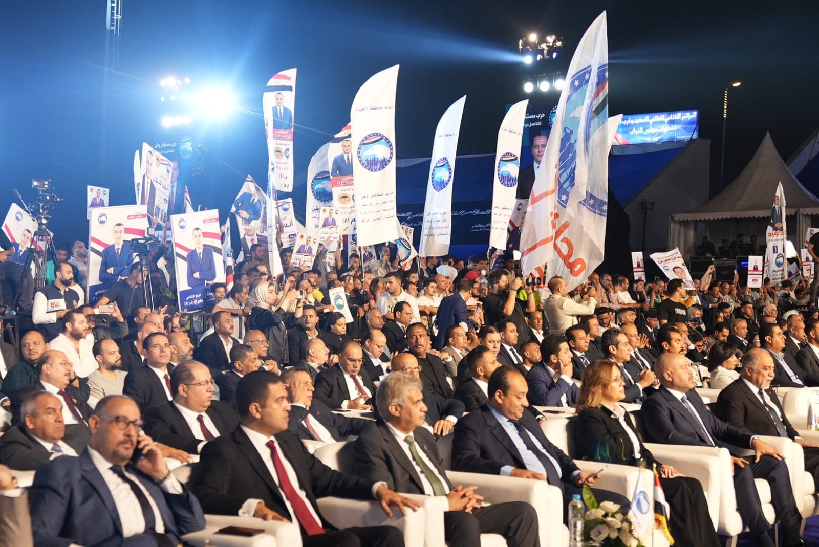 577034785_806429838952451_2083682645426180324_n