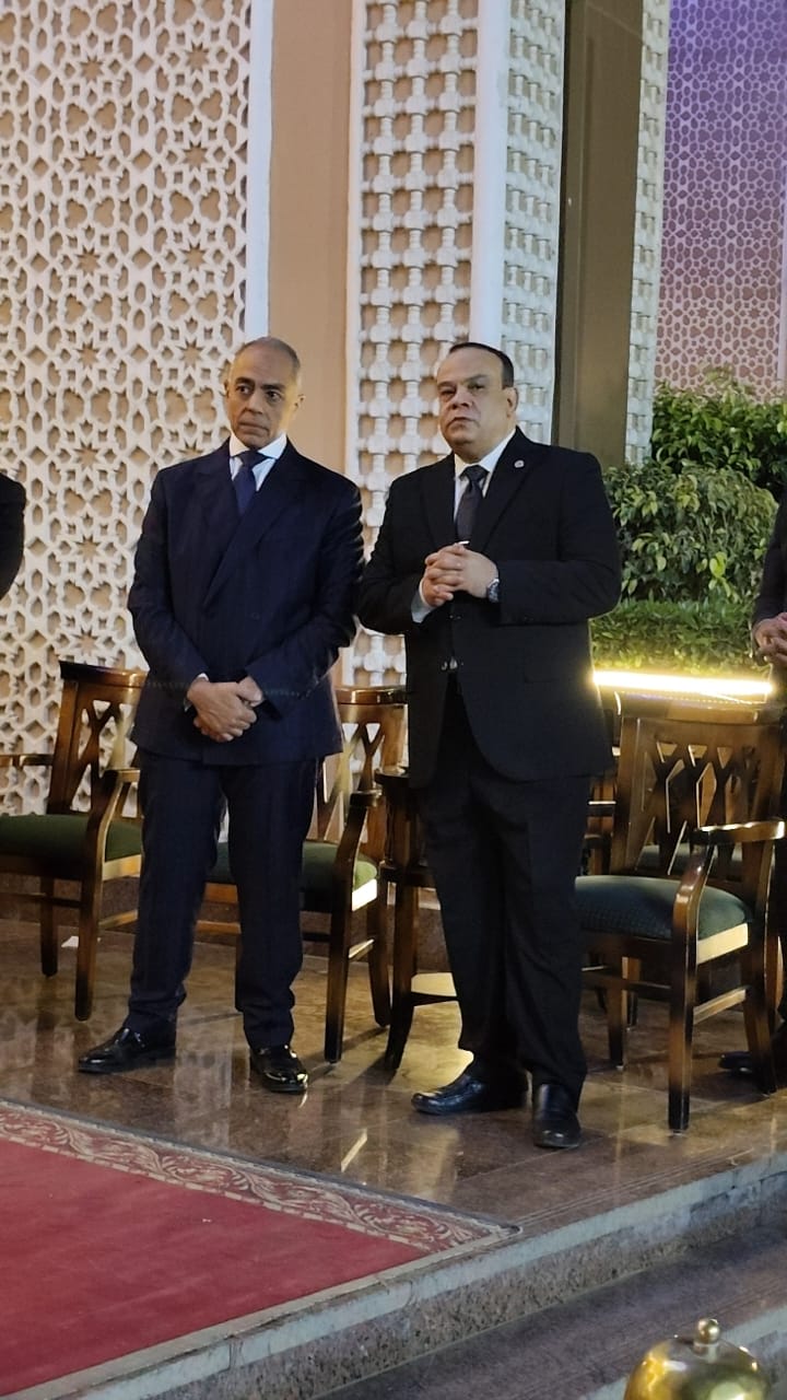 2060e229-0289-45c6-a18f-597e29f24664