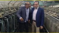زيارة تفقدية مفاجئة لرئيس القابضة للغزل والنسيج بمصانع مصر إيران 
