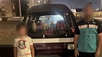 بعد تداول فيديو بالواقعة.. ضبط طفل يقود سيارة بأكتوبر 