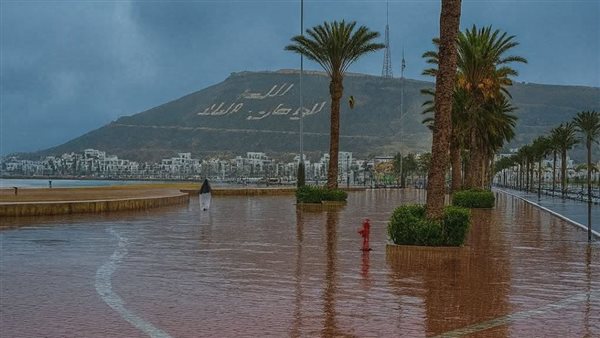أمطار غزيرة تسبق انطلاق كأس الأمم الإفريقية 2025 في المغرب
