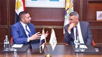 محافظ جنوب سيناء يبحث تعزيز التعاون في مشروعات الطاقة الجديدة 