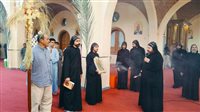 الأقباط يحتفلون بأحد الشعانين في دير الأنبا متاؤس الفاخوري بإسنا جنوب الأقصر 