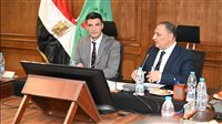 وزير الصناعة يبحث حوكمة طرح الأراضي وتيسير الإجراءات رقميًا للمستثمرين 