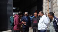 جولة تفقدية لرئيس شركة الصرف الصحي بالإسكندرية داخل الورش المركزية 