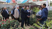 وزير الزراعة يوجه بتوفير سبل الراحة لزوار معرض زهور الربيع ويدعو الأسر المصرية لزيارته 