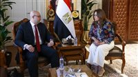 وزيرة البيئة تتابع مع محافظ الفيوم الموقف التنفيذي لخطة إعادة التوازن البيئي ببحيرة قارون 