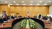 وزير الاستثمار يبحث مع وفد أمريكي تعزيز العلاقات التجارية وتوسيع آفاق التعاون الاقتصادي بين البلدين 
